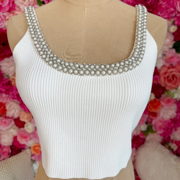 Endless Rose | Trim Detailed Scoop Neck Top - Picture 1 of 2